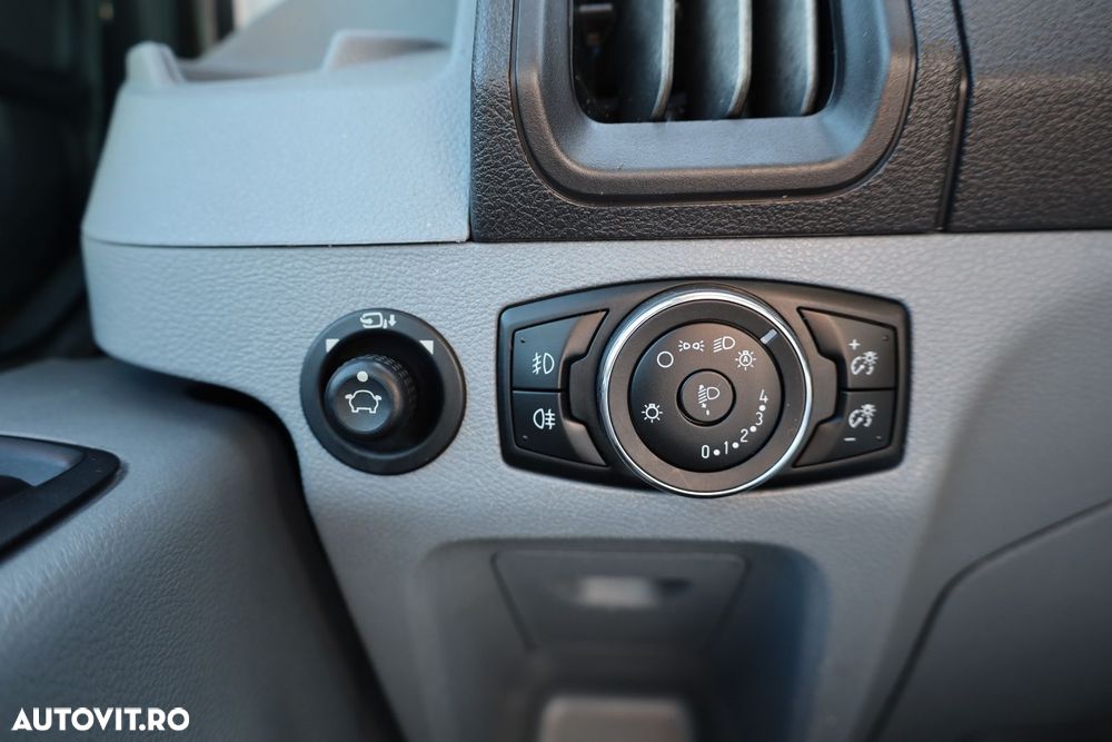 Ford Transit - 15