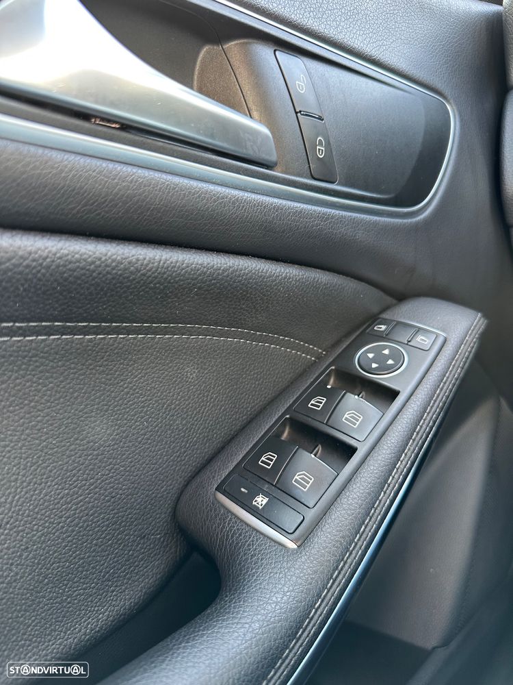 Mercedes-Benz CLA 180 d Shooting Brake - 29