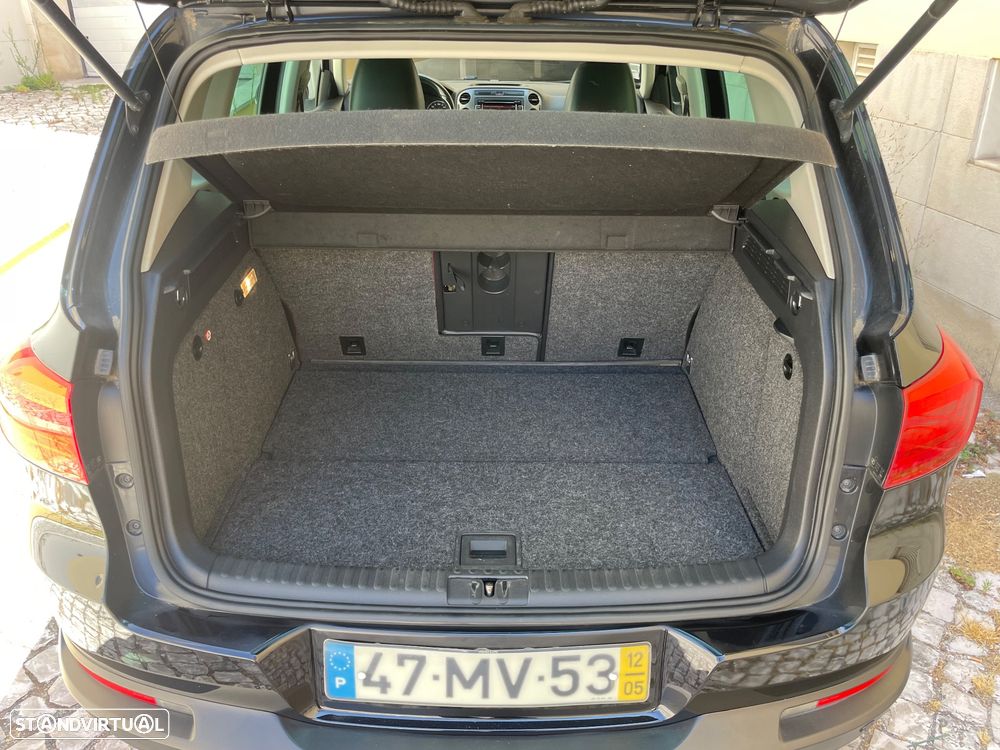 VW Tiguan 2.0 TDi Sport BlueMotion - 21