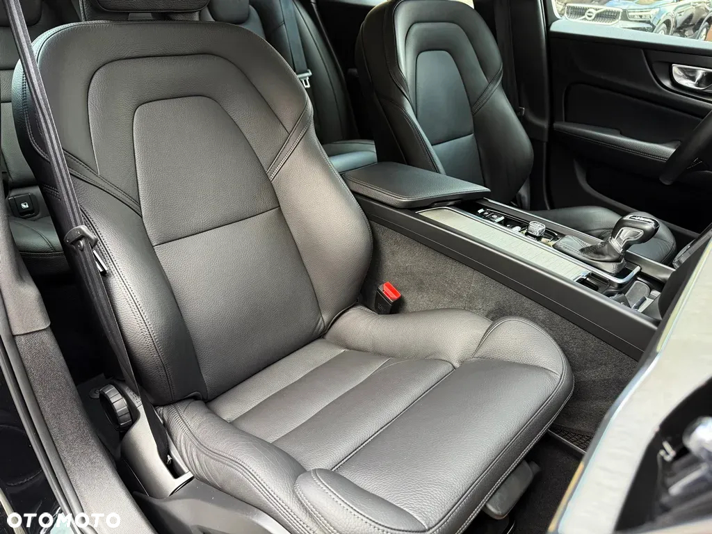Volvo V60 D4 Inscription - 30
