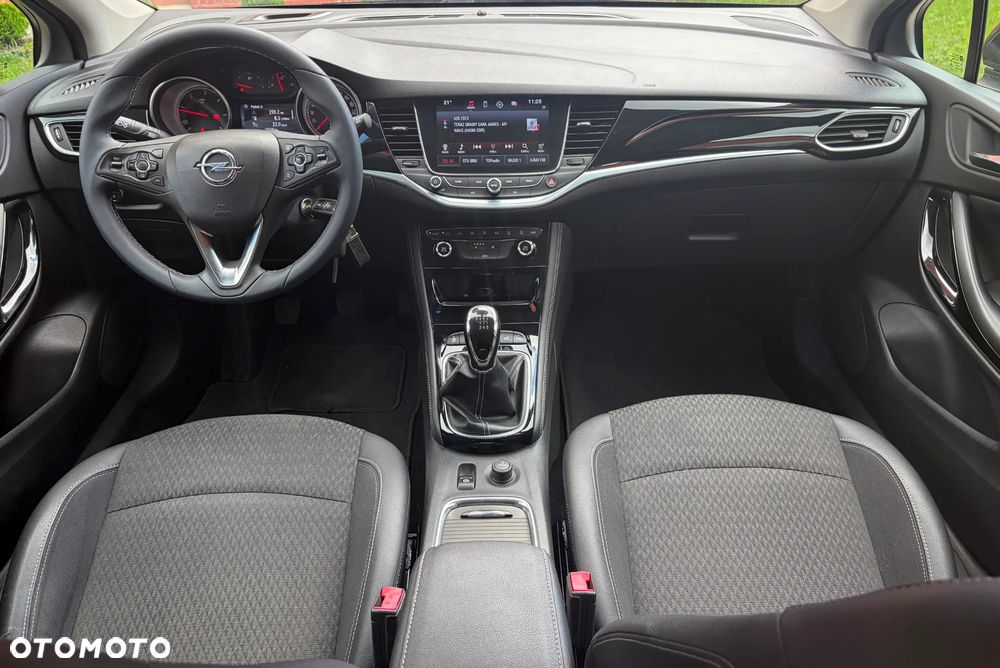 Opel Astra 1.6 CDTI Cosmo - 13