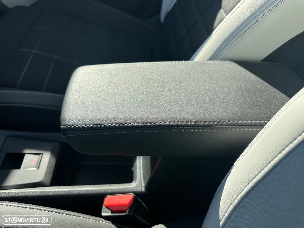 Citroën e-C3 44 kWh Autonomia Conforto Max - 23