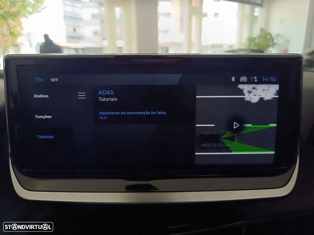 Peugeot 2008 1.2 PureTech Active Pack - 39