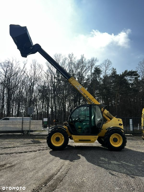 New Holland LM 732 - 3