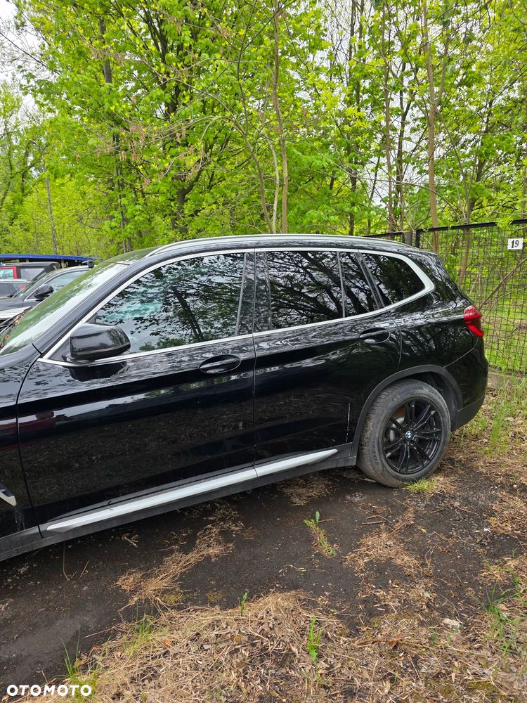 BMW X3 2021 photo 2