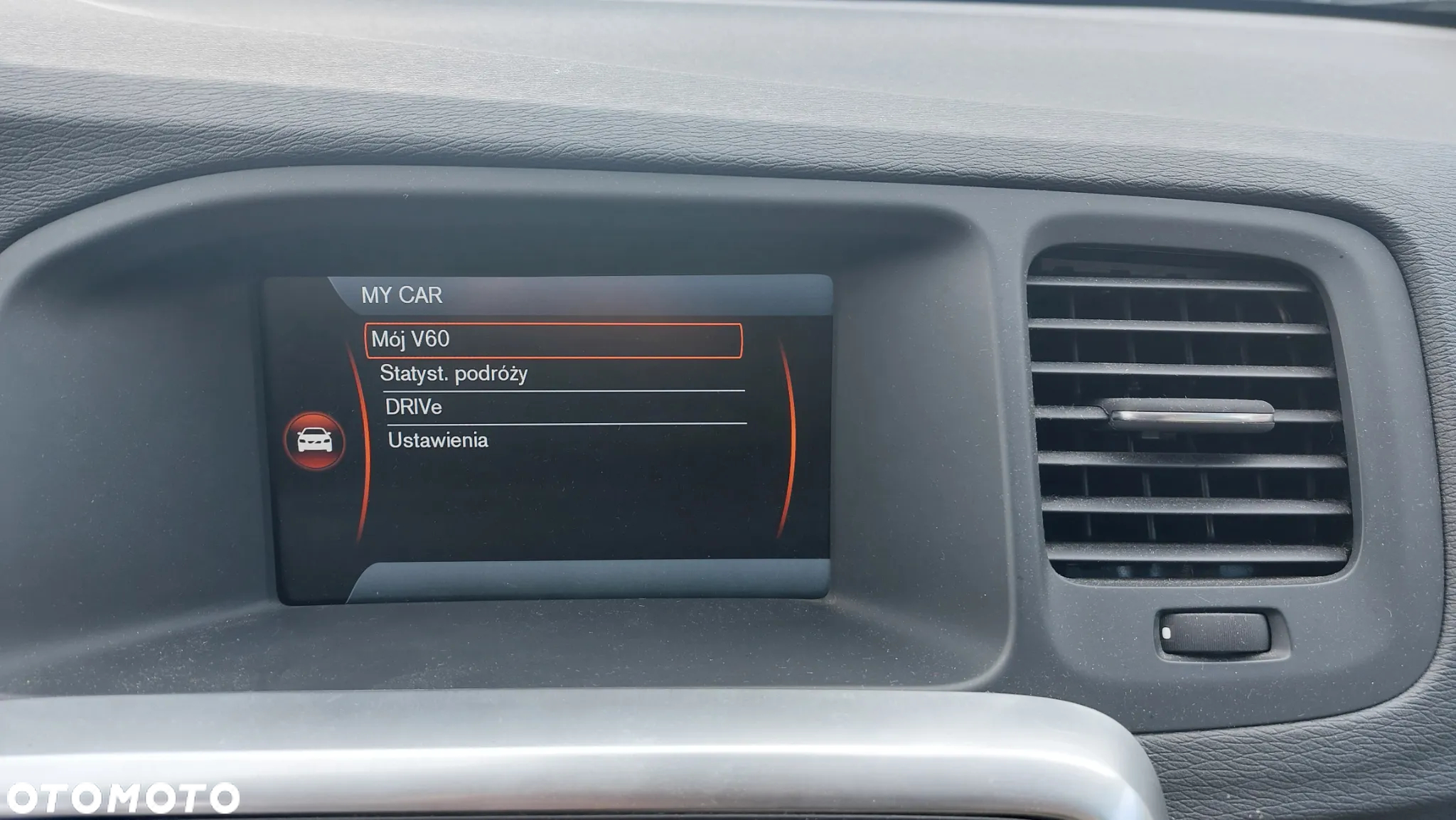 Volvo V60 T3 Kinetic - 25