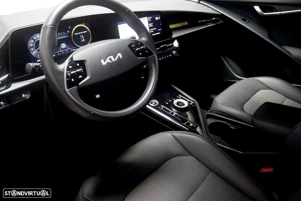 Kia Niro EV 64kWh Tech - 12