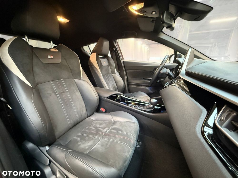 Toyota C-HR 1.8 Hybrid GPF GR Sport - 23