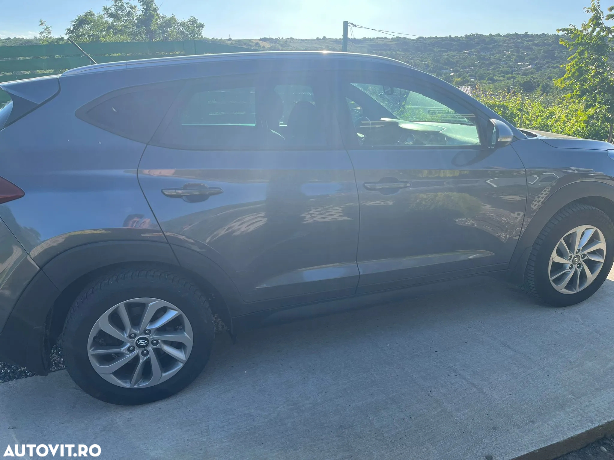 Hyundai Tucson 2.0 CRDI 4WD 6MT Style - 4