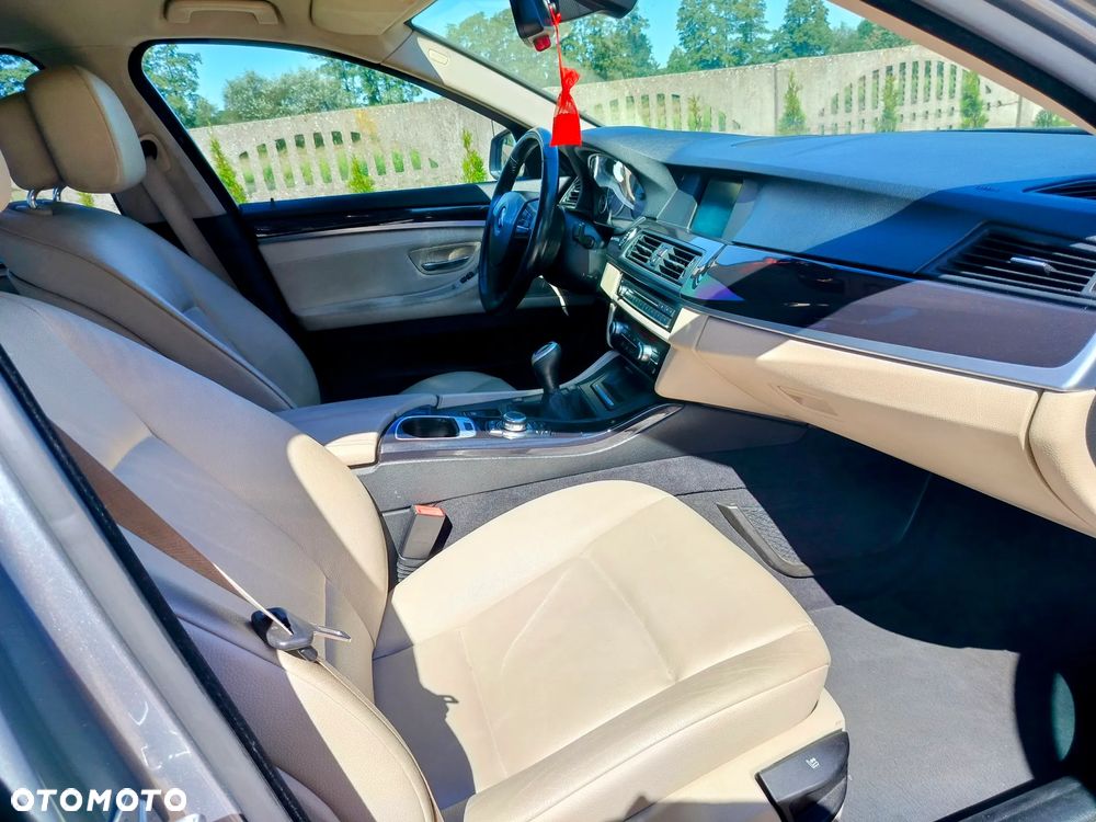 BMW Seria 5 520d - 6