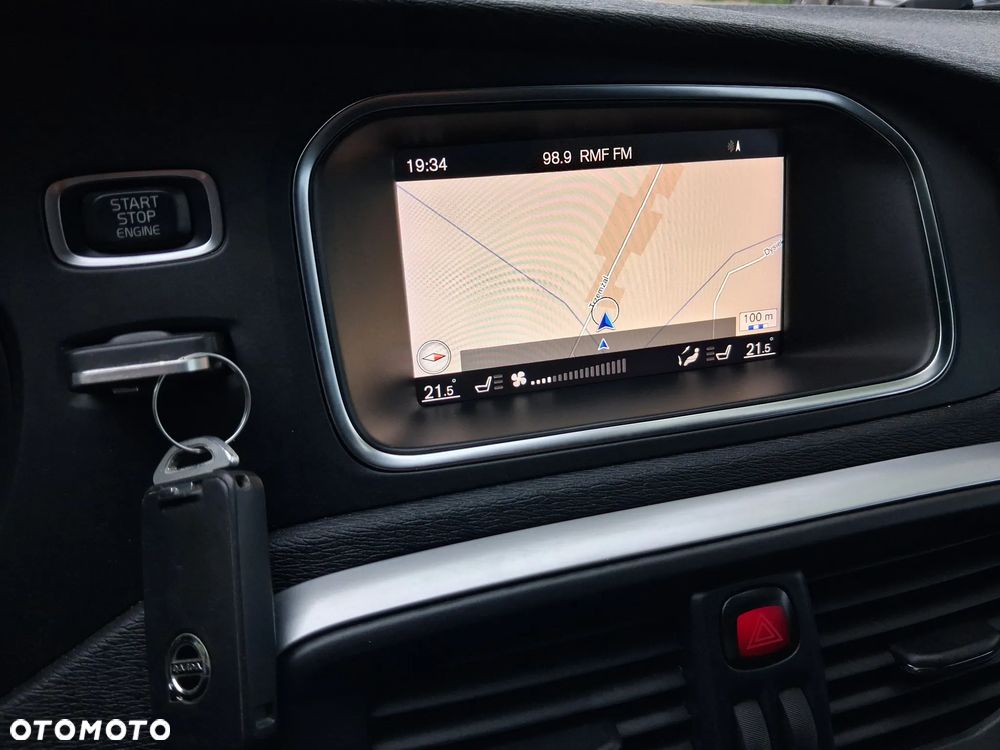 Volvo V40 D3 Drive-E Momentum - 23