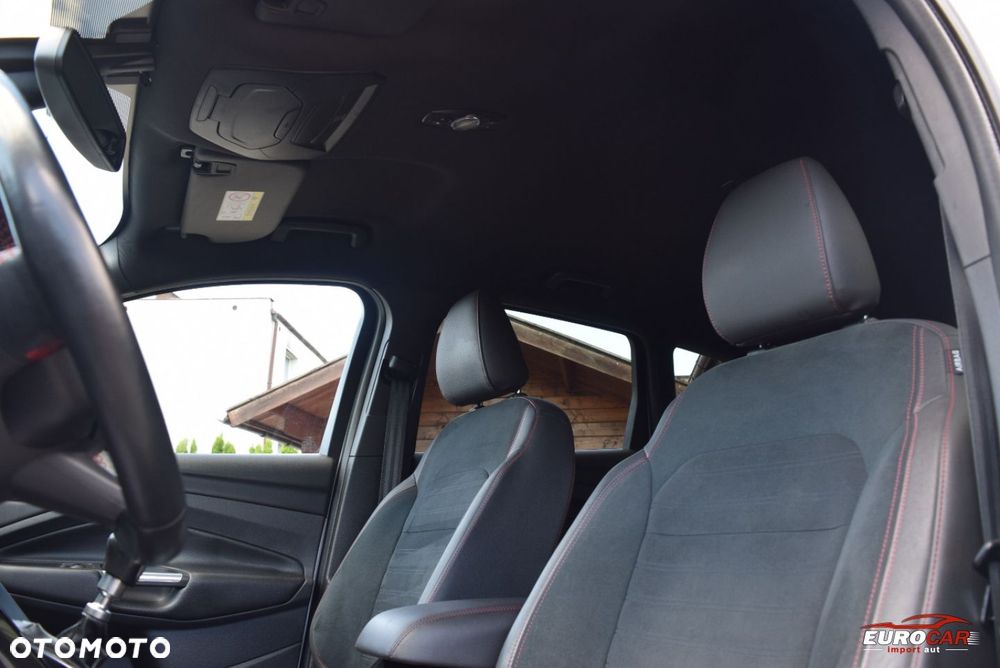 Ford Kuga 2.0 TDCi AWD ST-Line - 19