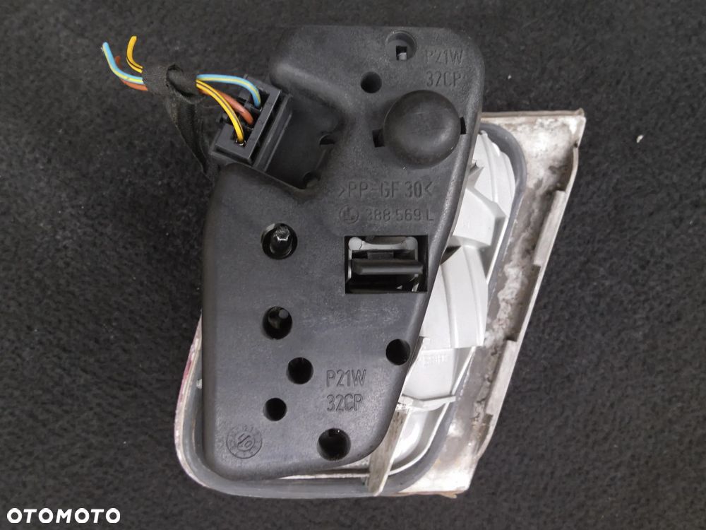 LAMPA TYLNA LEWA W KLAPIE LEWY TYŁ Z KLAPY SEDAN 388521L1 6910537 BMW E46 LIFT WTYCZKA - 3
