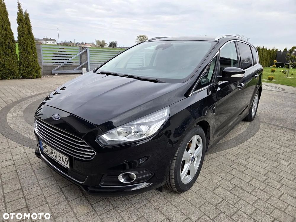 Ford S-Max - 13