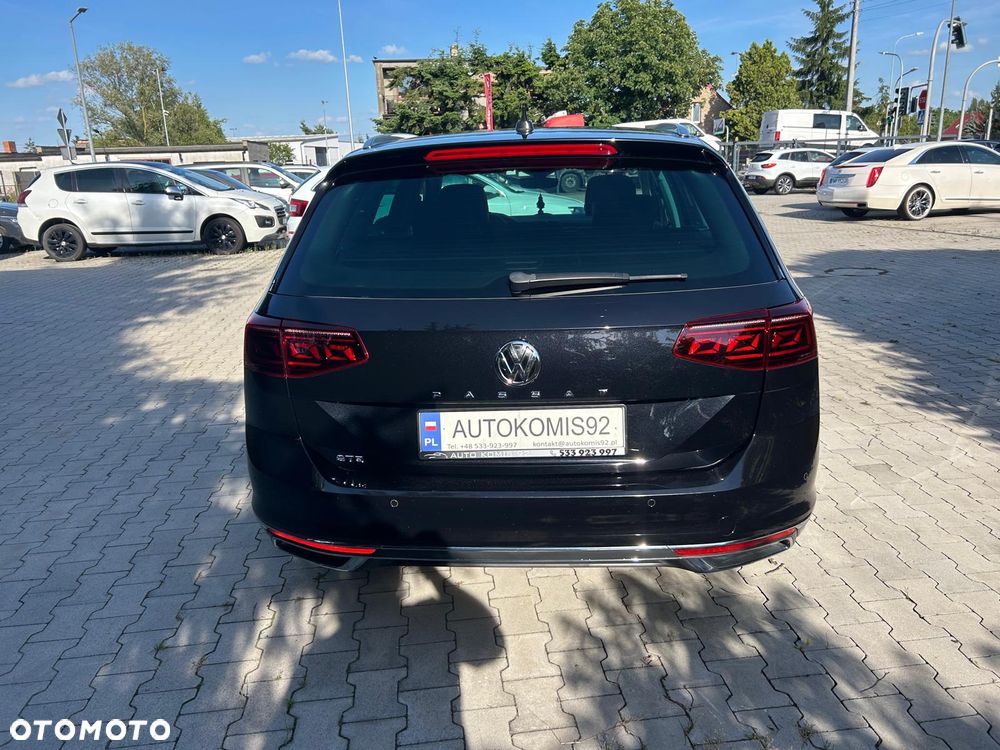 Volkswagen Passat - 7