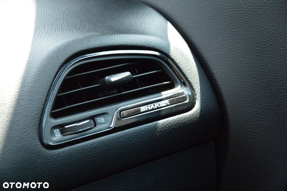 Dodge Challenger - 20