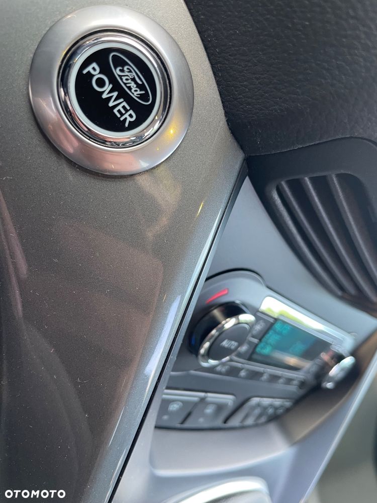 Ford Grand C-MAX - 33