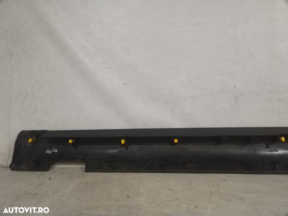 Ornament prag dreapta Kia Stonic, 2017, 2018, 2019, 2020, 2021, 2022, cod origine OE 87754-H8400. - 10