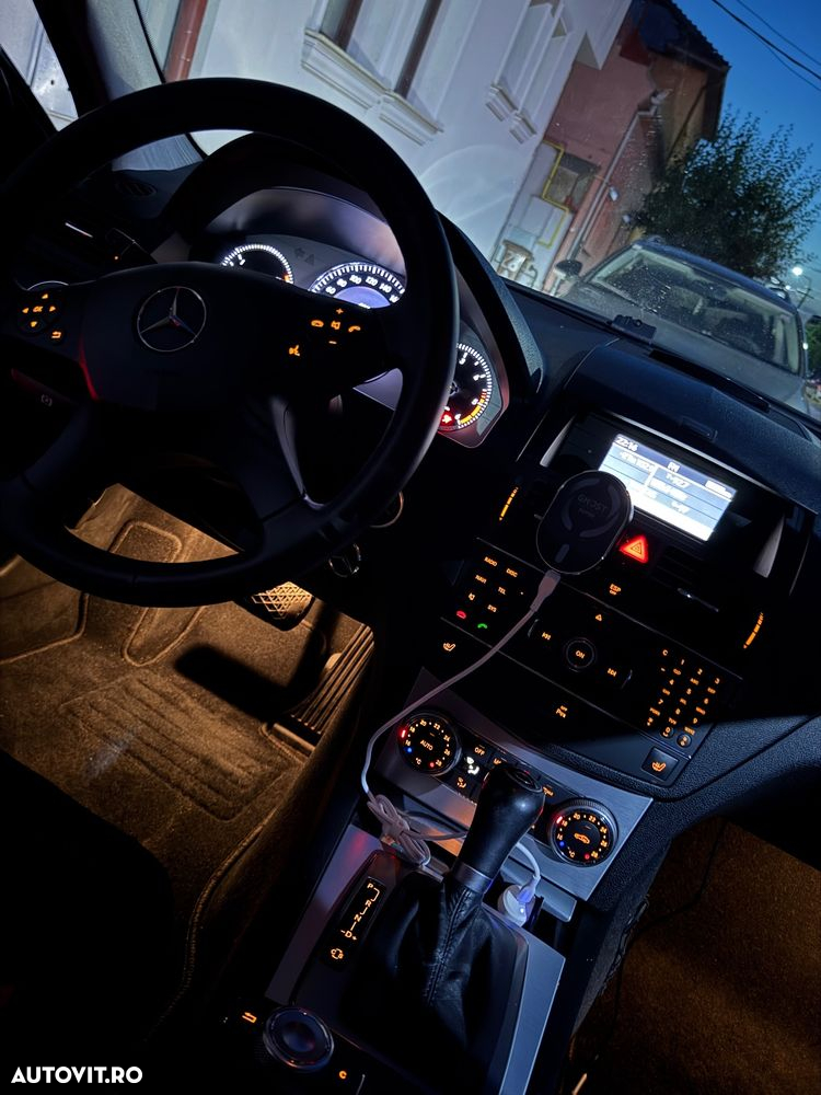 Mercedes-Benz C - 15