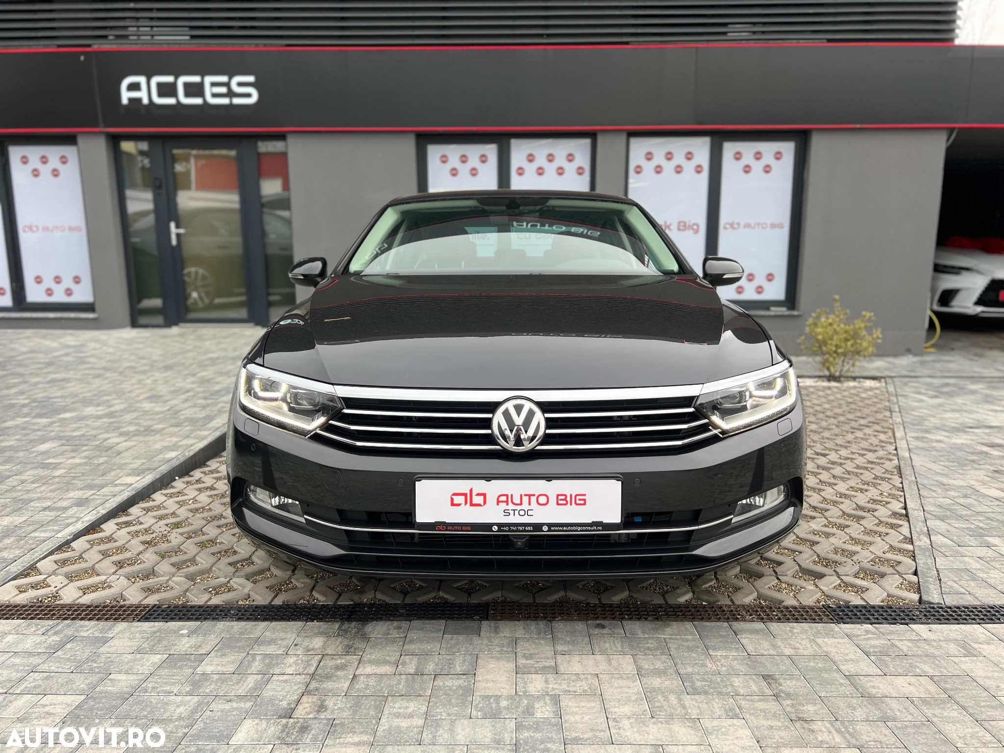 Volkswagen Passat - 5
