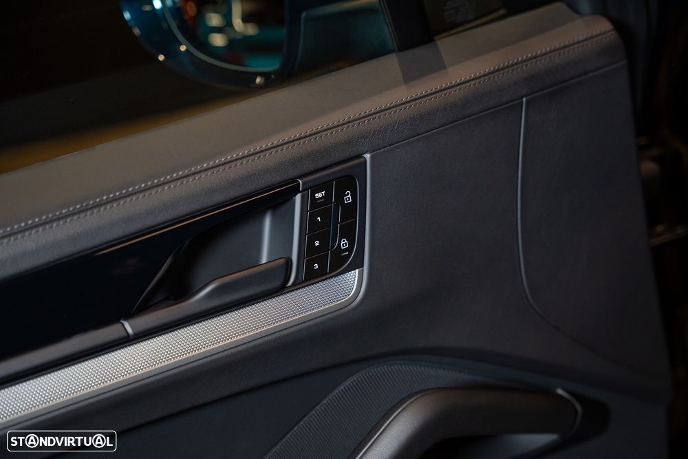 Porsche Cayenne E-Hybrid Tiptronic S - 23