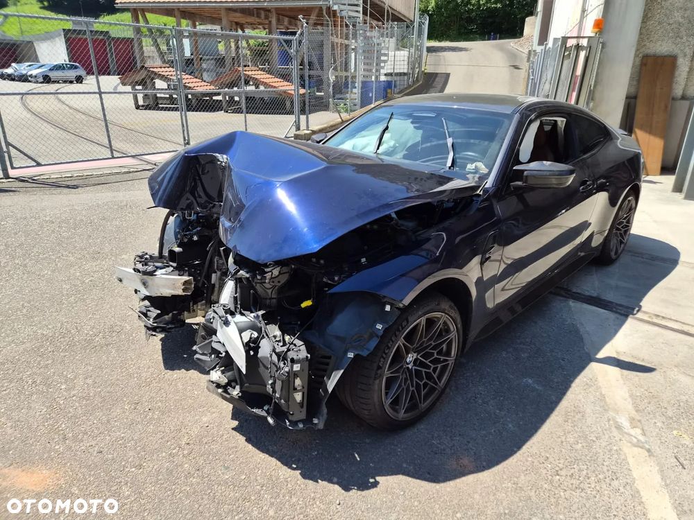 BMW M4 Competition M xDrive - 6
