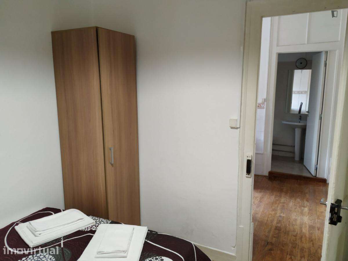 Apartamento com 4 quartos - localizado em Mouraria Lisbon - Grande imagem: 3/16