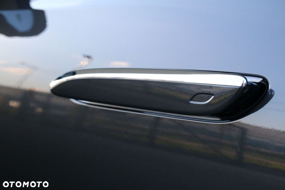 Mercedes-Benz Klasa E - 11