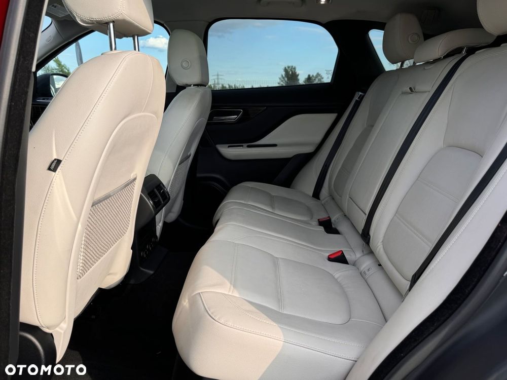 Jaguar F-Pace 35t AWD Prestige - 19