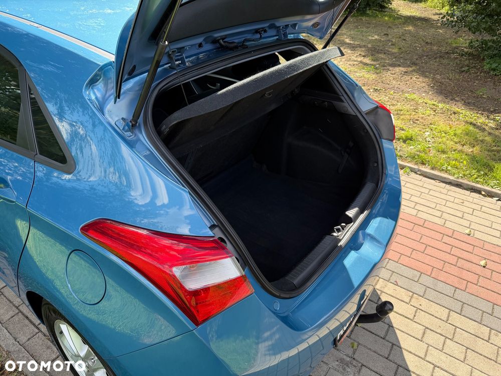 Hyundai i30 blue 1.6 GDI Style - 9