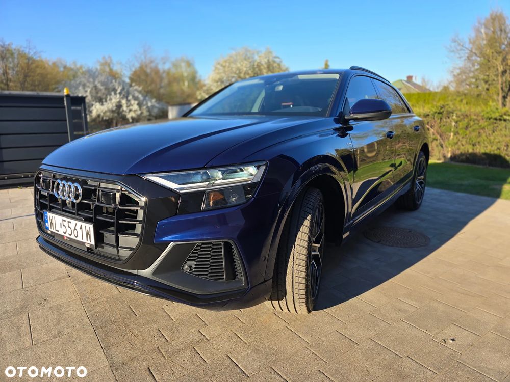 Audi Q8 - 2