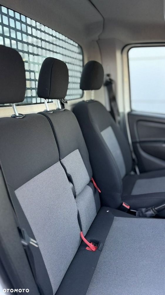 Fiat Doblo - 16