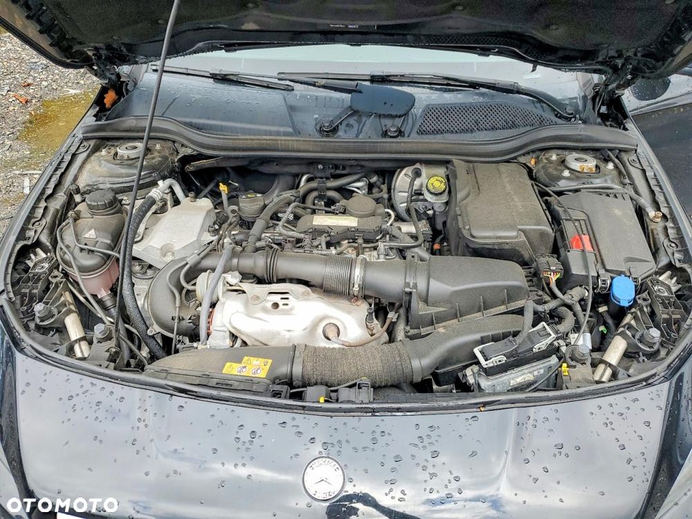 Mercedes-Benz CLA - 10