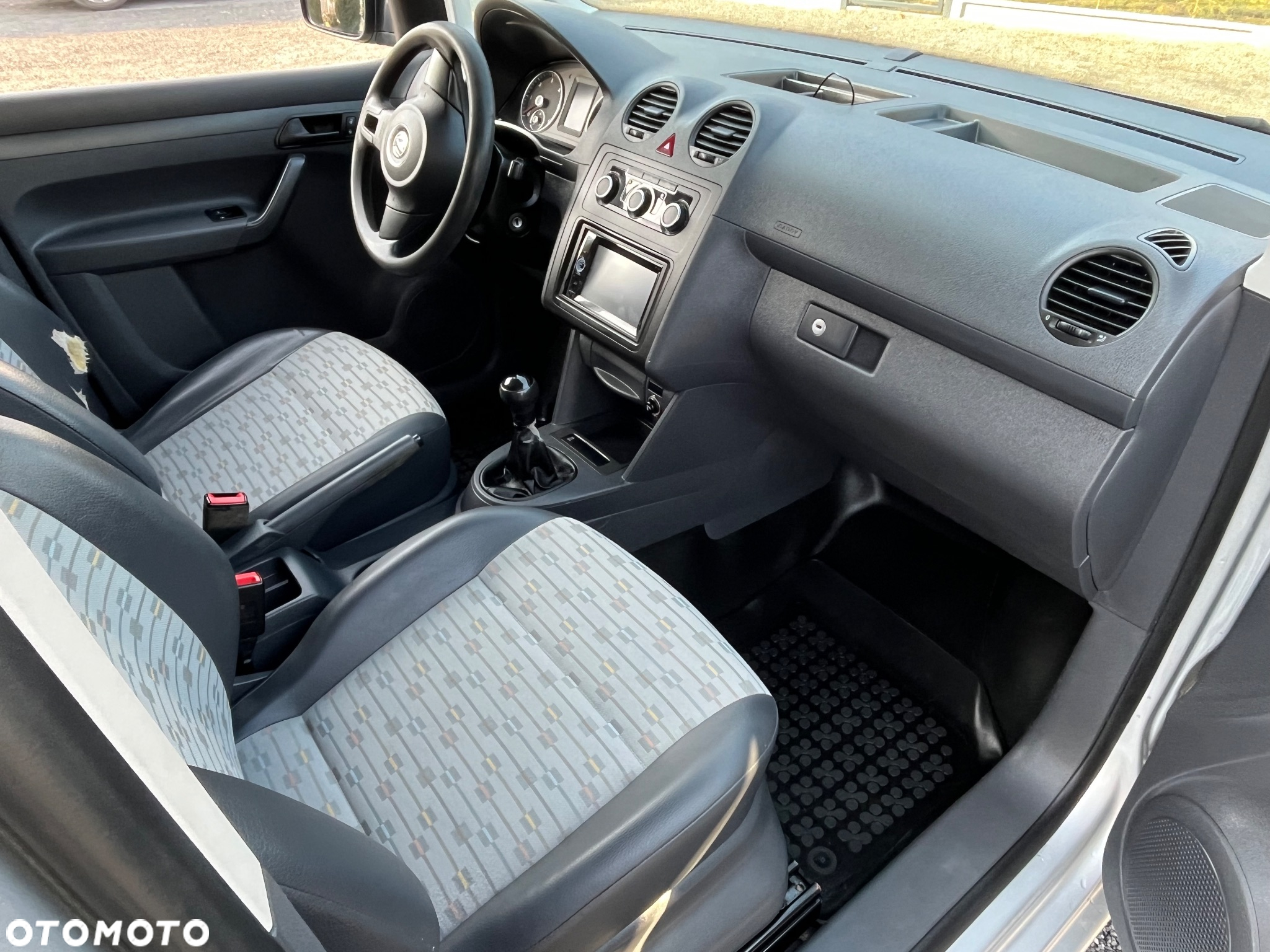 Volkswagen Caddy - 9