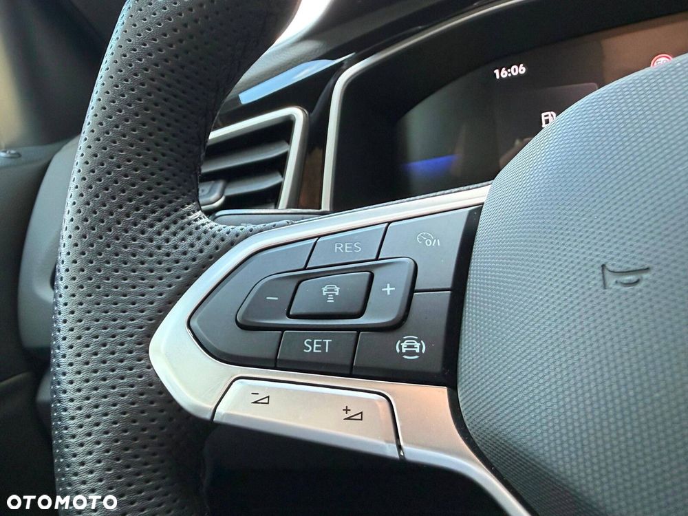 Volkswagen T-Roc 1.5 TSI R-Line DSG - 18