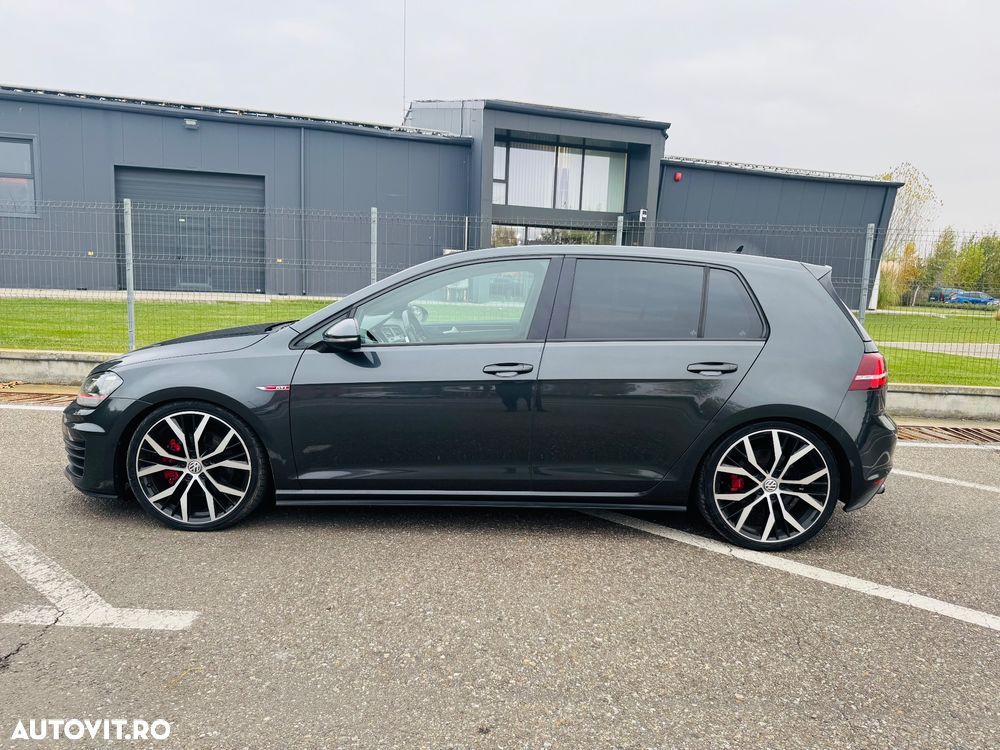 Volkswagen Golf 2.0 TSI BMT DSG GTI - 2