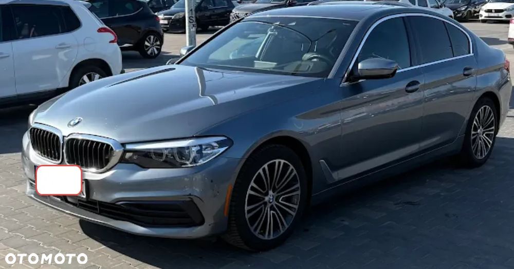 BMW Seria 5 530i xDrive Sport Line - 3