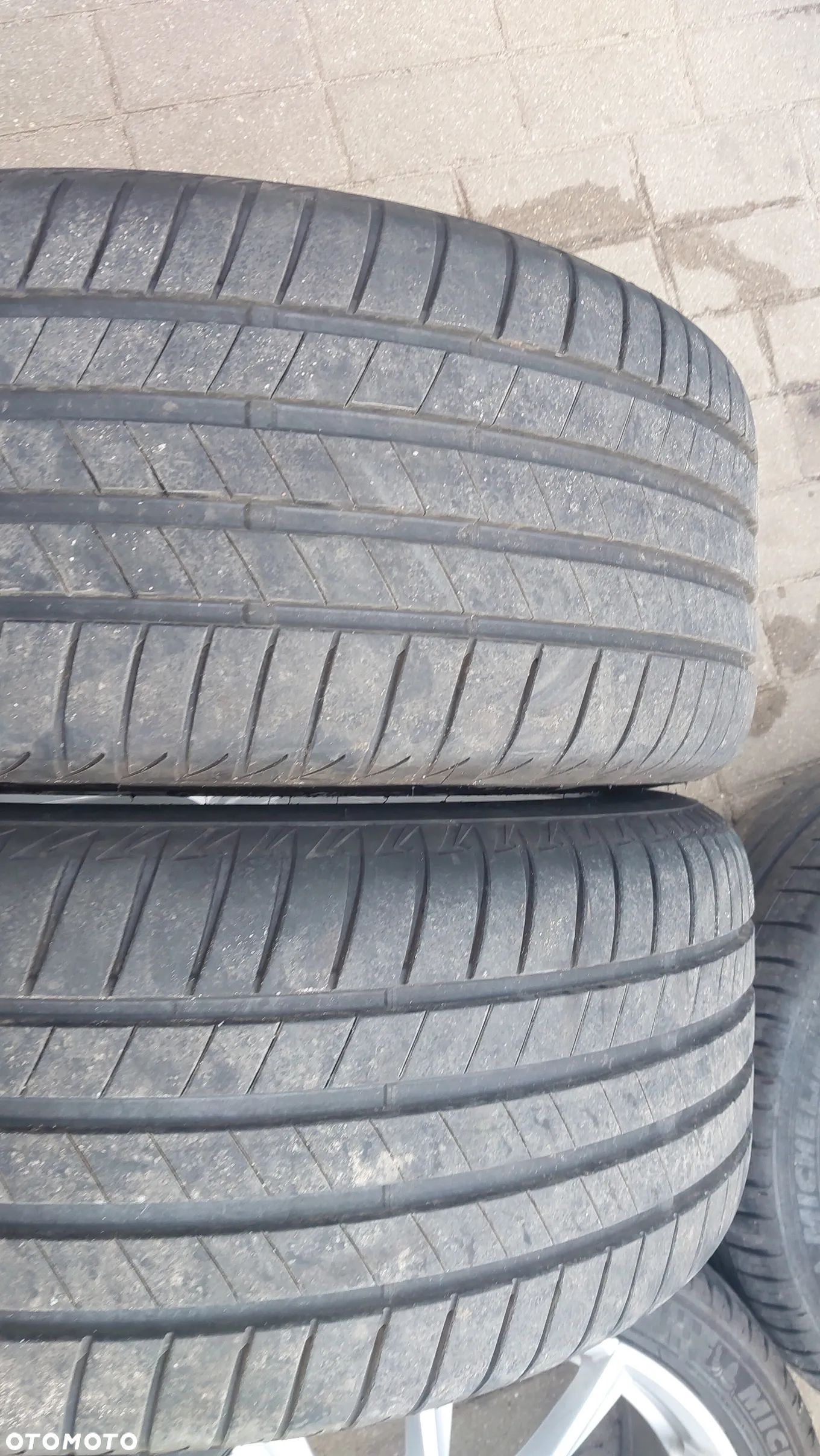 Para opon letnich  Firestone Roadhawk 2 255/40 R19 100Y 24r - 1
