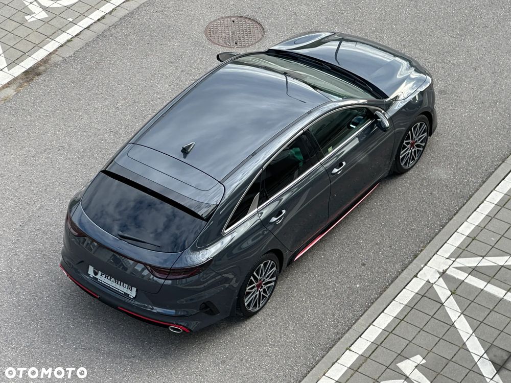 Kia ProCeed 1.6 T-GDI GT DCT - 17