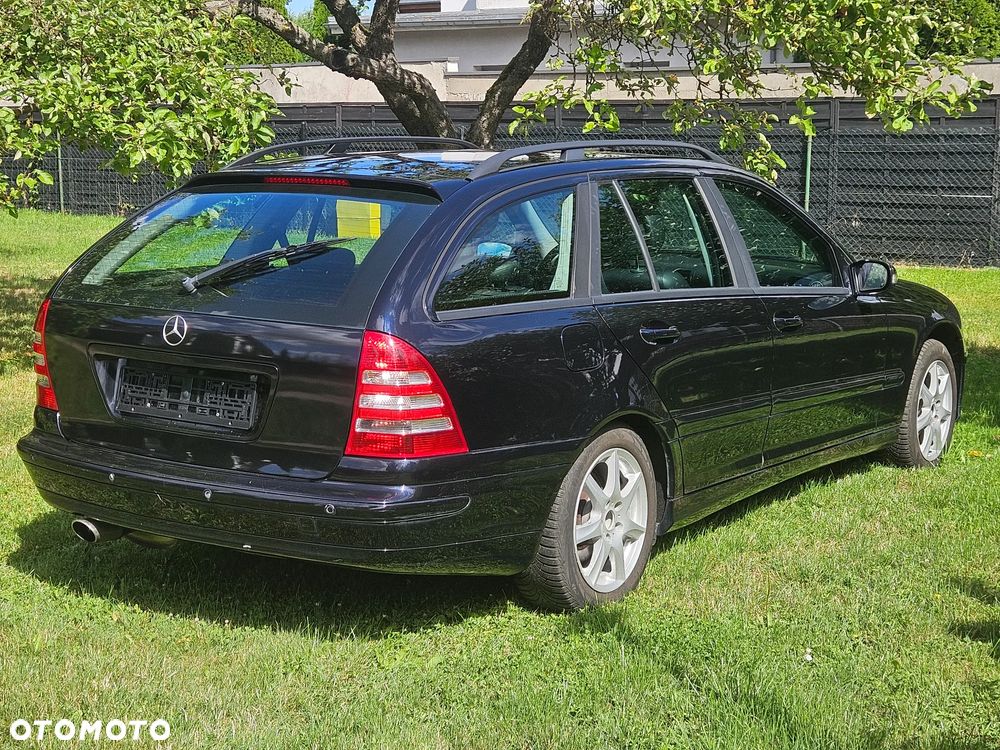 Mercedes-Benz Klasa C 200 Kompressor Automatik Elegance Sport Edition - 4
