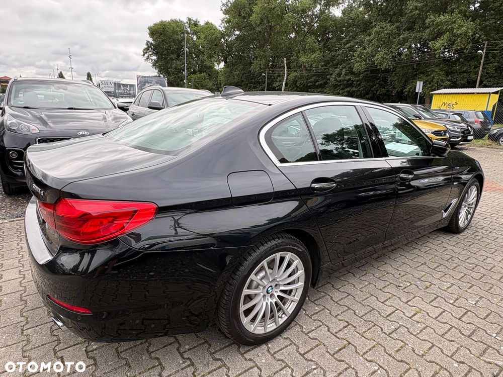 BMW Seria 5 520d Efficient Dynamics Luxury Line - 3