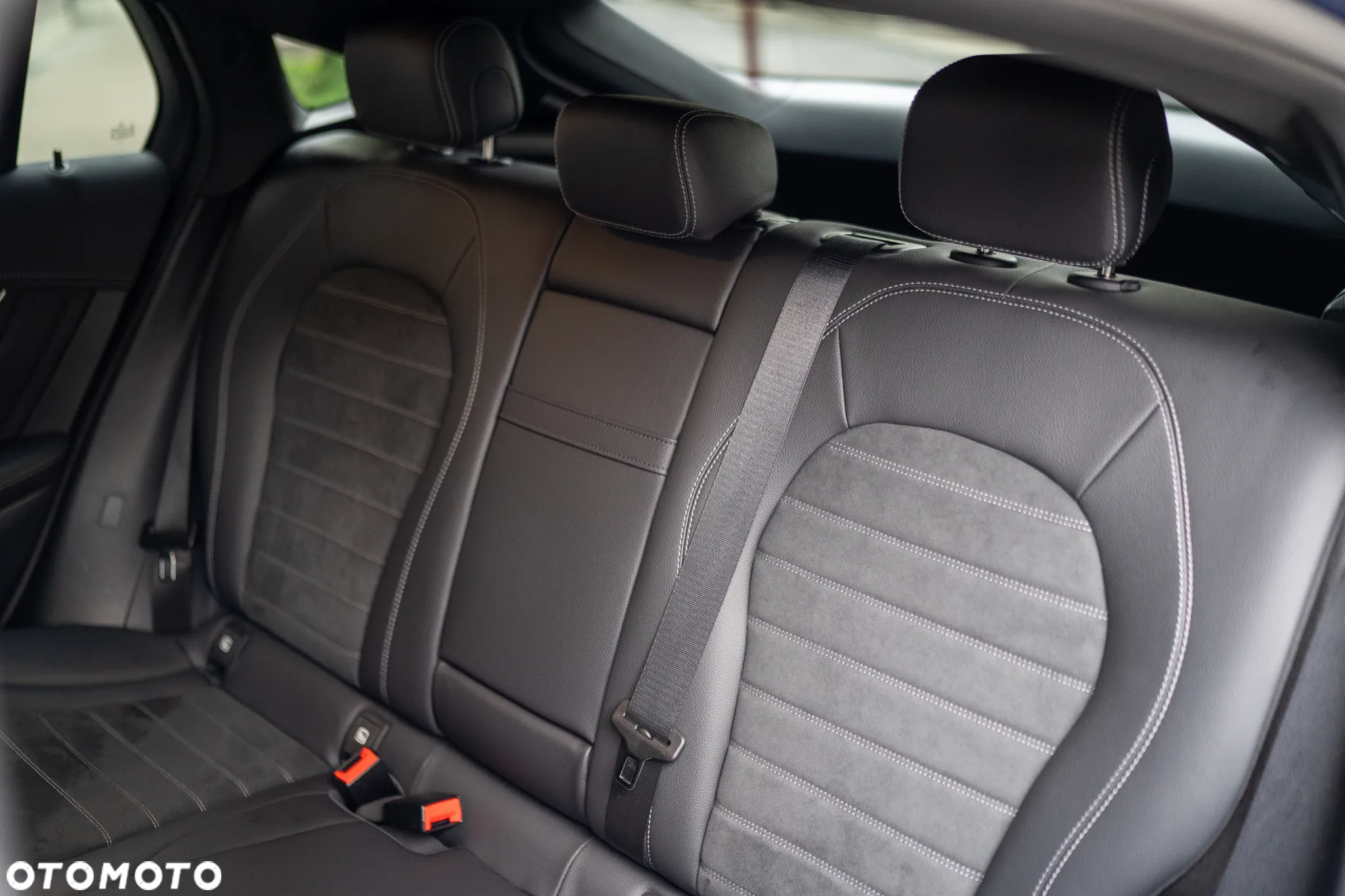 Mercedes-Benz GLC Coupe 300 e 4-Matic Business Edition - 14