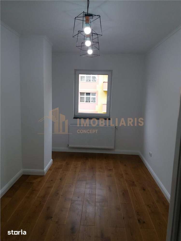 Apartament cu 3 camere ,pretabil pentru birouri — fotografia 3