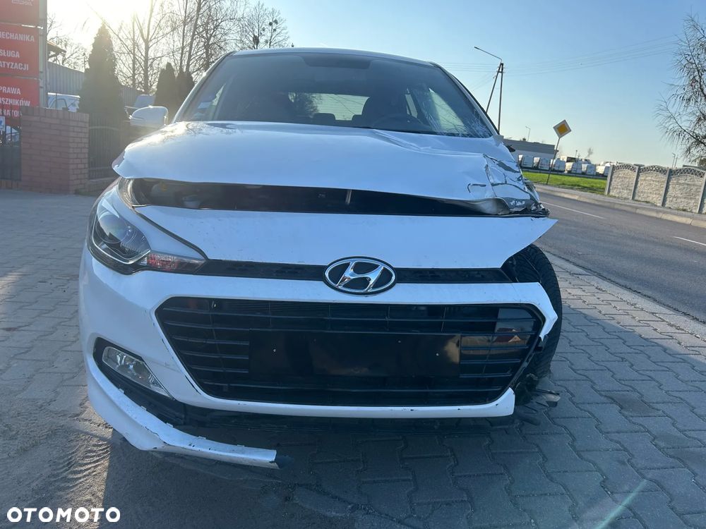 Hyundai i20 - 10