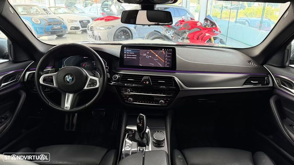 BMW 530 e Pack Desportivo M - 20