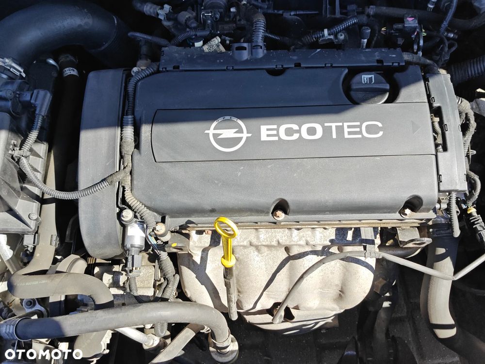 Opel Astra 1.6 Sport - 18