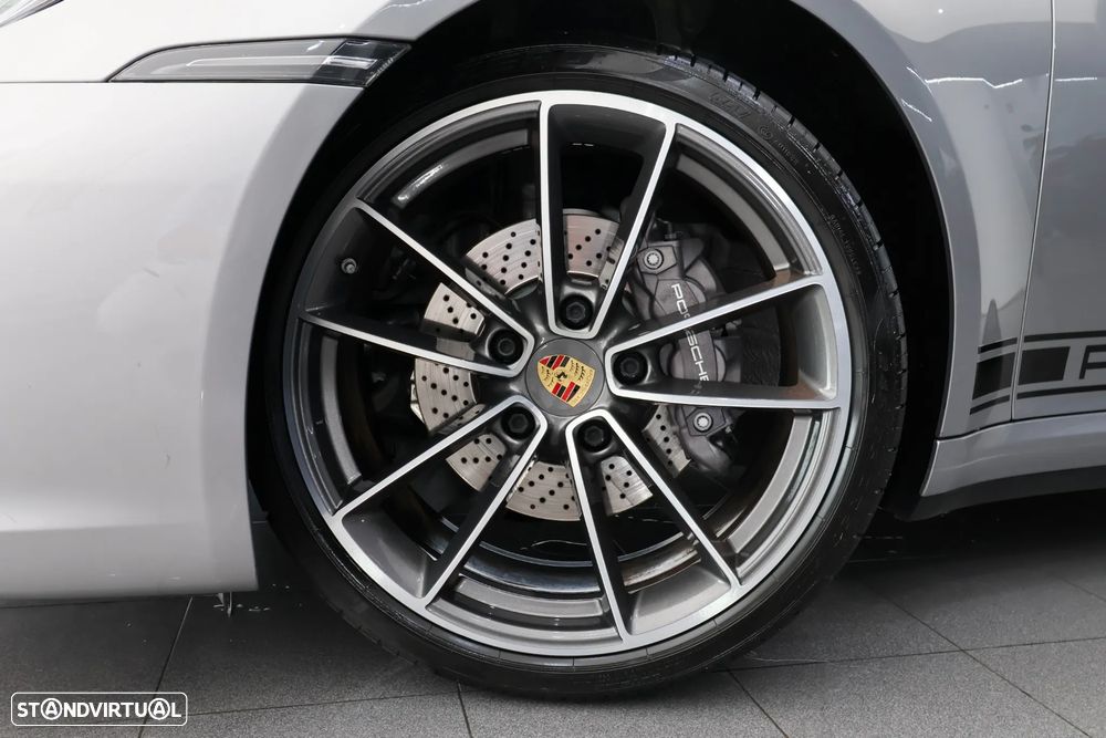 Porsche 911 (992) Carrera PDK - 8