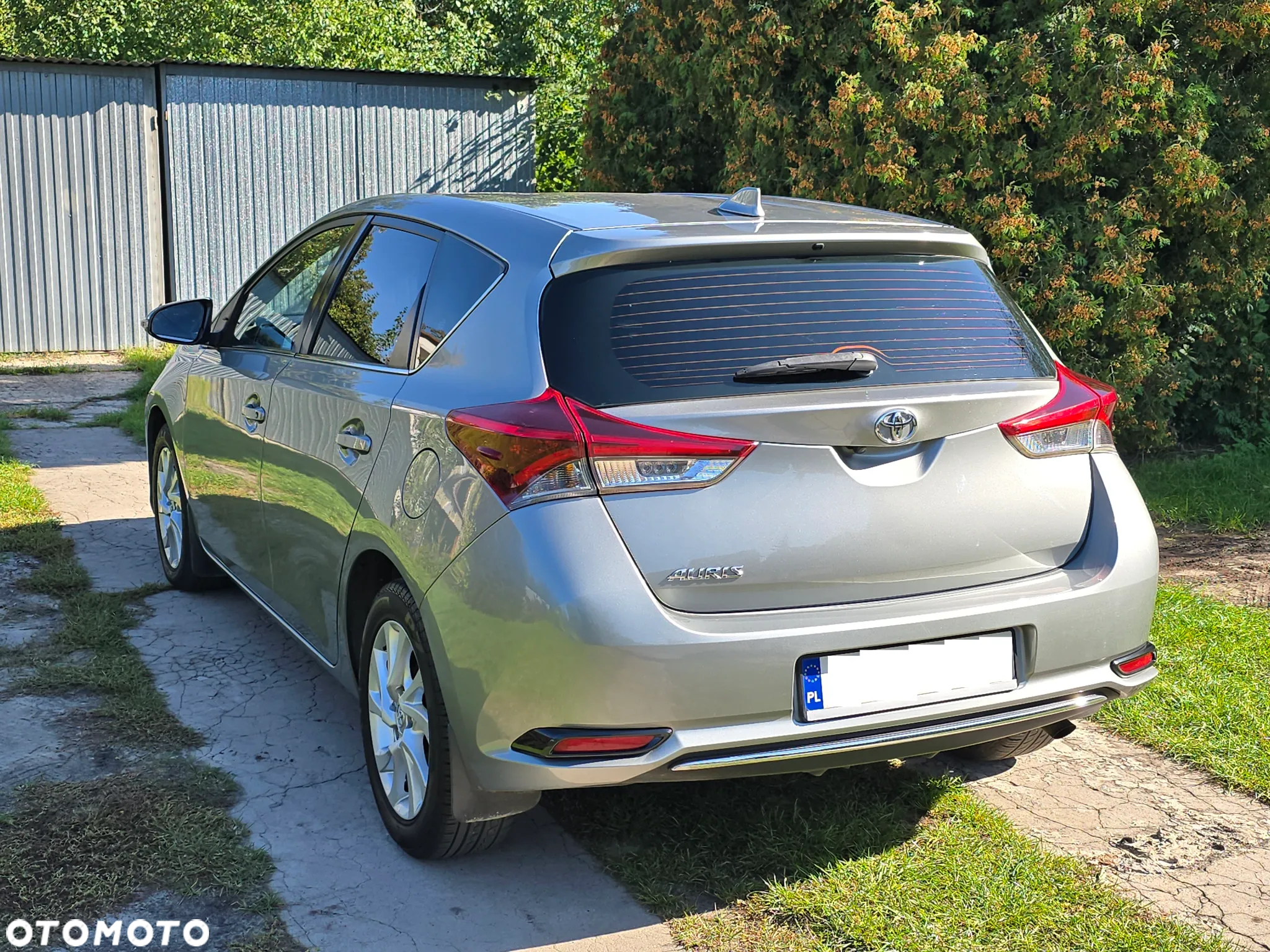 Toyota Auris 1.6 Premium - 3