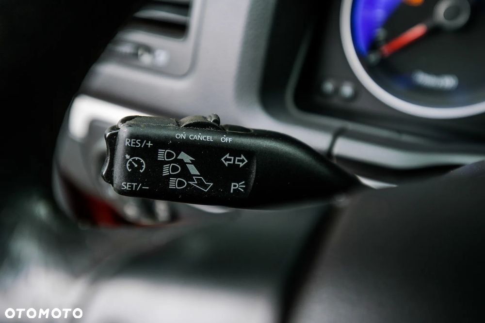 Volkswagen Golf 2.0 GTI - 28