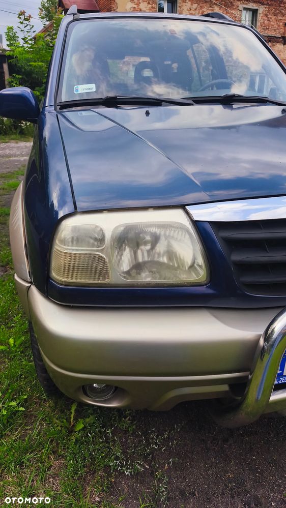 Suzuki Grand Vitara ver-2-5-v6 - 22
